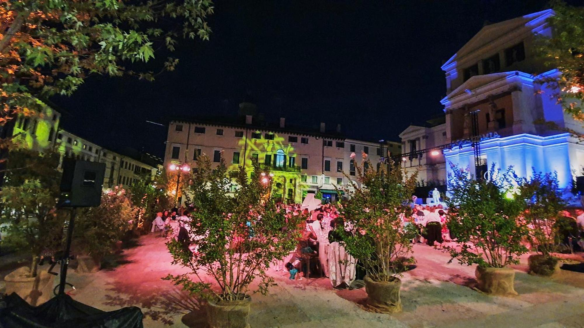 Appartamento Attico Di Piazza Cima Conegliano Esterno foto