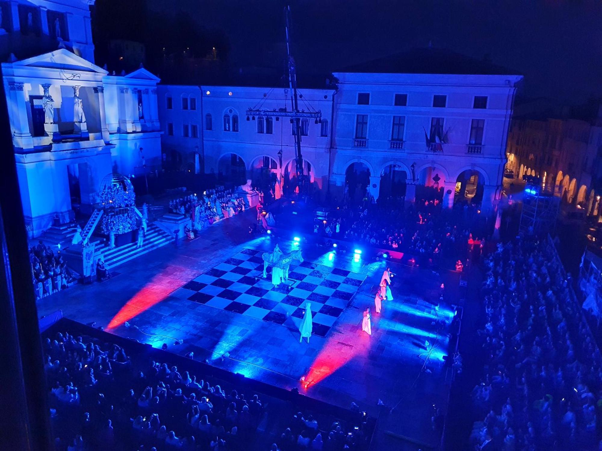 Appartamento Attico Di Piazza Cima Conegliano Esterno foto